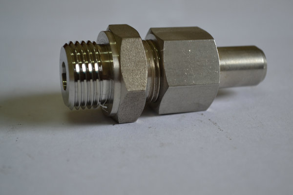 ����ʽ�ն˽�ͷ